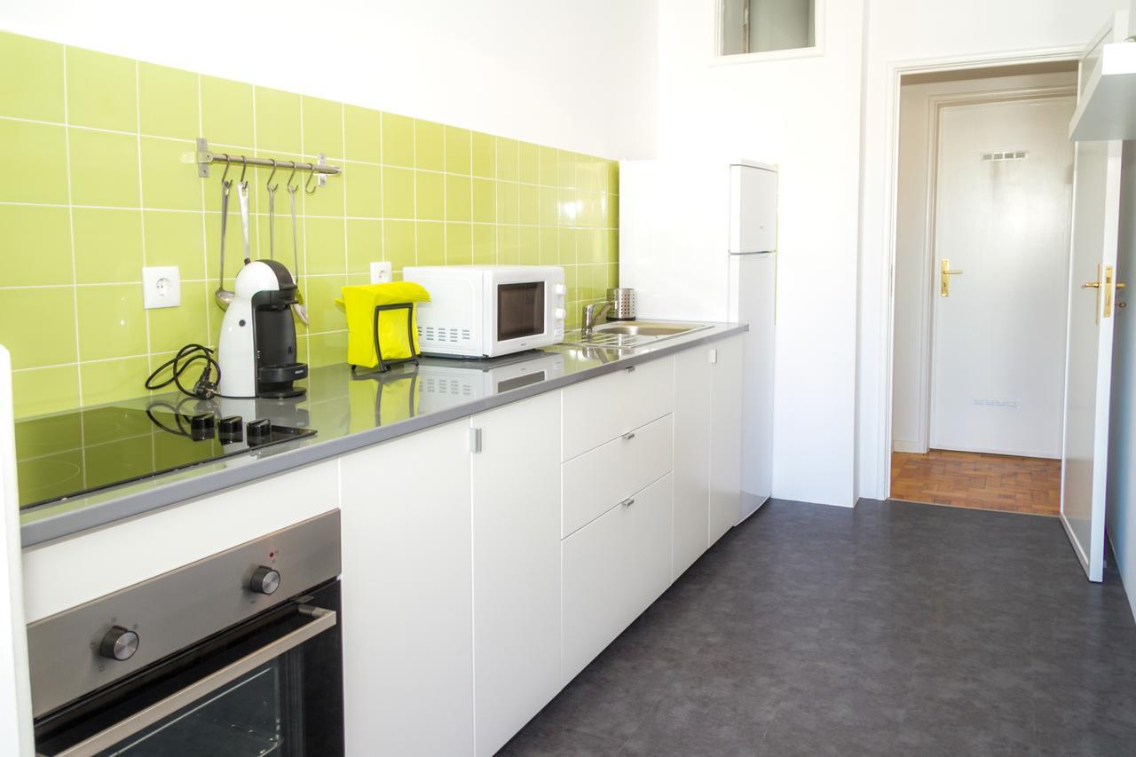 Liiiving In Porto | Downtown Delight Apartments Стая снимка