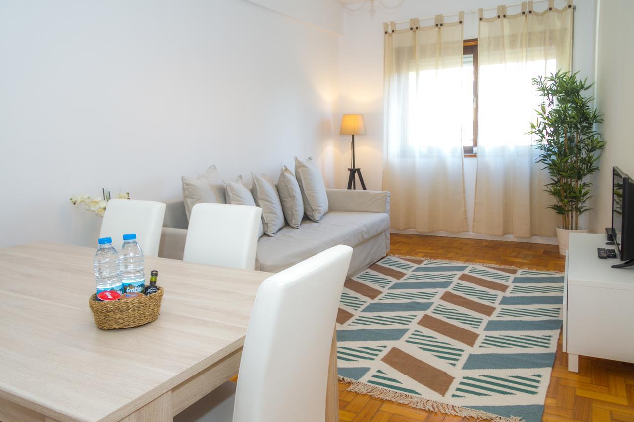 Liiiving In Porto | Downtown Delight Apartments Стая снимка